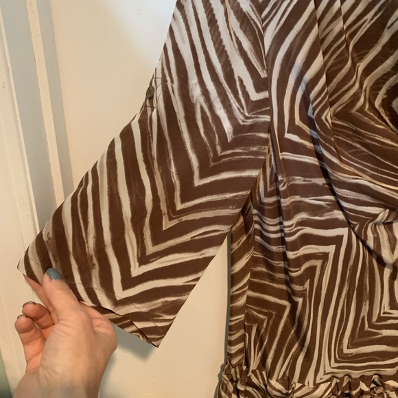 BCBG MAX AZRIA 100% silk brown/cream zebra print dress. Size US S. - Picture 7 of 12